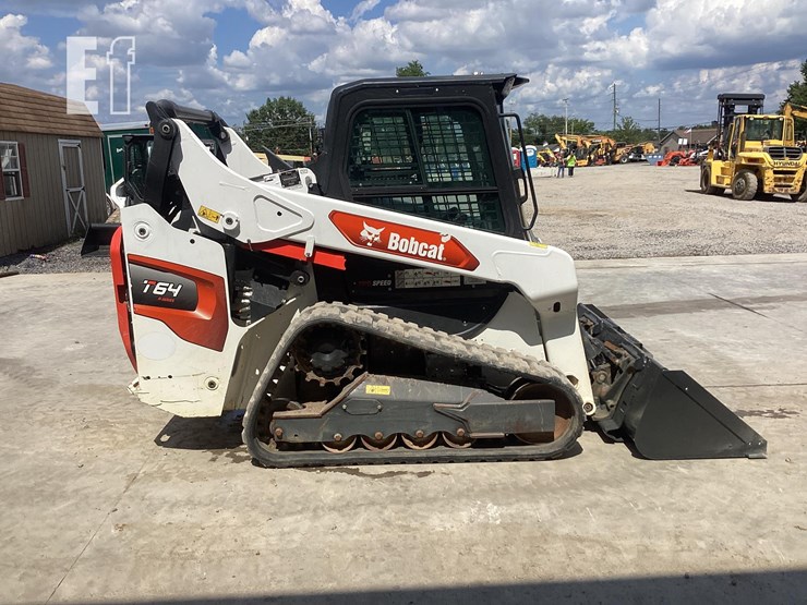 2023-bobcat-t64-image-5