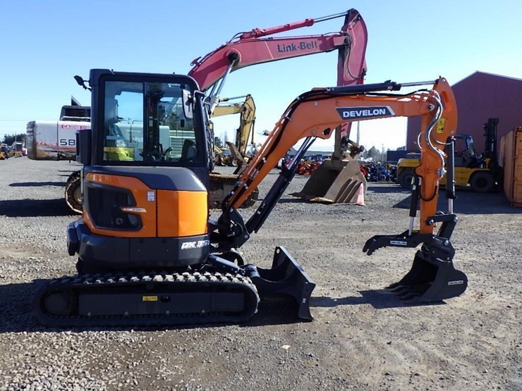 2024-doosan-dx35z-image-3
