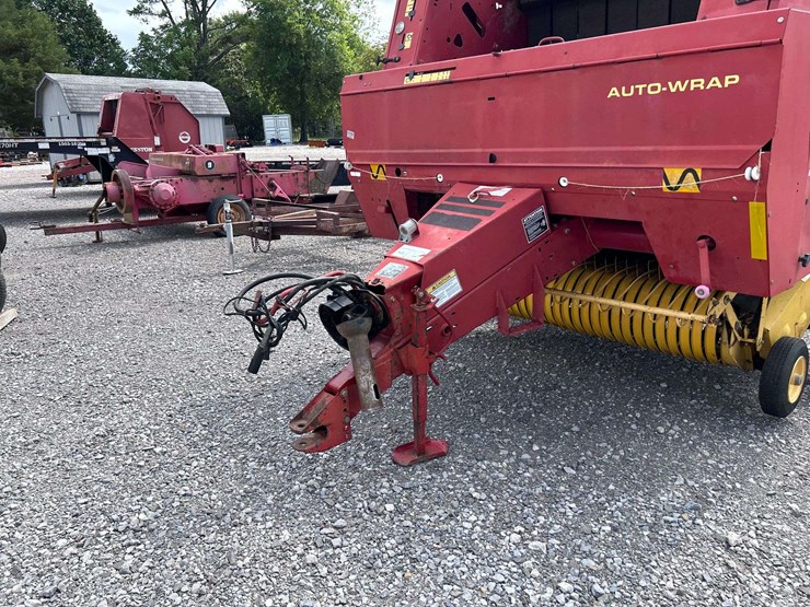 new-holland-678-image-13
