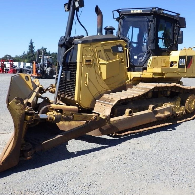 2011 CATERPILLAR D7E
