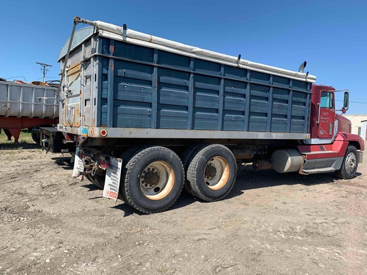 1990-freightliner-grain-truck-image-8