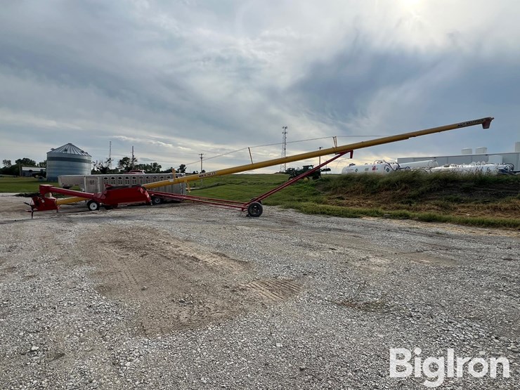 2020-westfield-mkx-10-73-low-profile-swing-hopper-auger-image-8