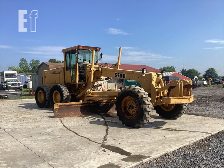 1988-deere-670b-image-6