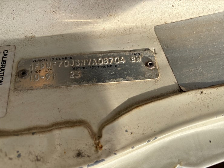 1992-ford-f700-image-60