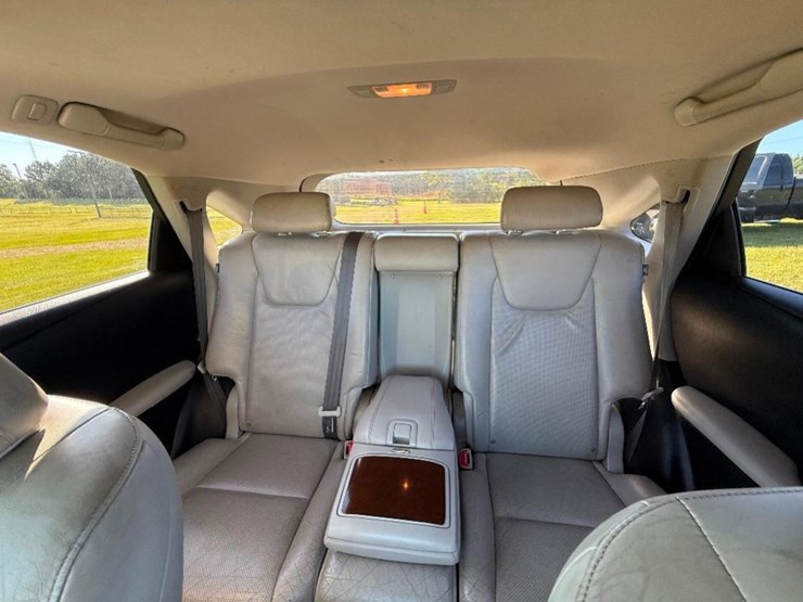 2010-lexus-rx450h-hybrid-suv-**salvage-title**-image-16