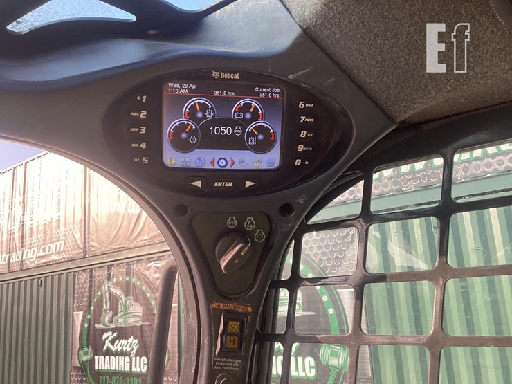 2020-bobcat-t870-image-16