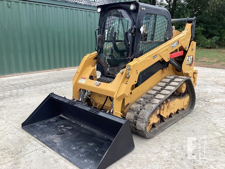 2021-caterpillar-259d3-image-8
