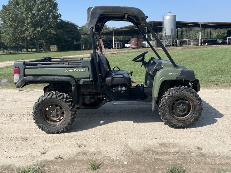 #2301-•-john-deere-825m-xuv-image-1