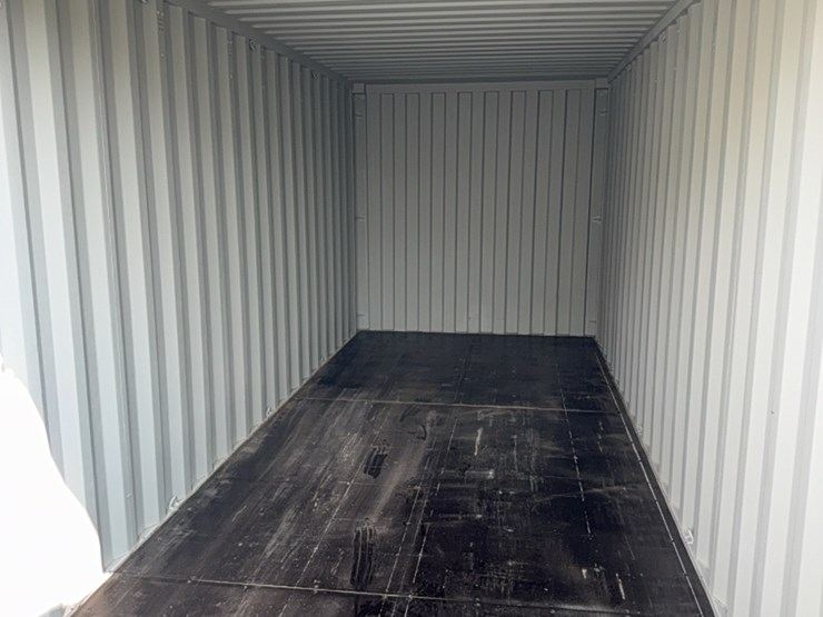 20’-l--x-8’-w-x-8.6’-tall-storage-container-image-5