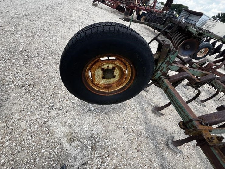 john-deere-1010-image-8
