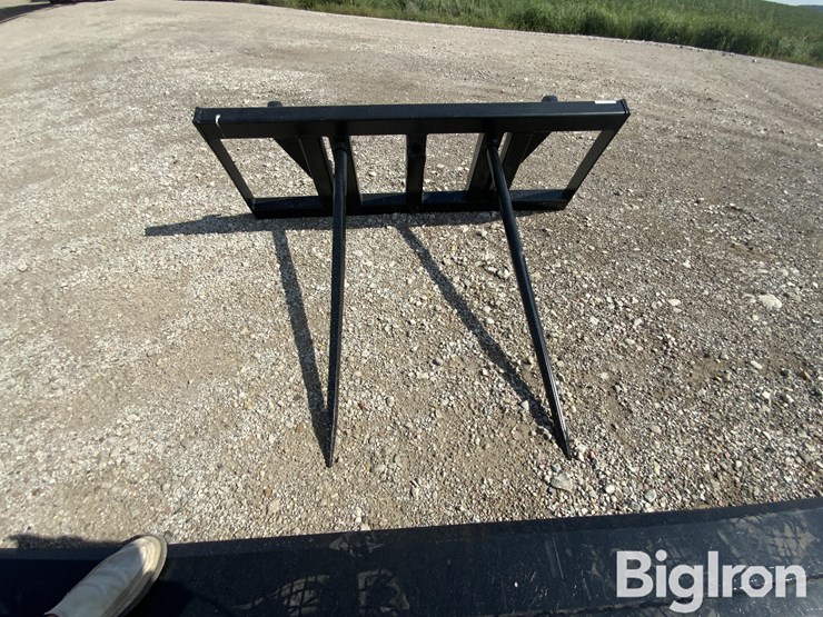 euro-global-dual-spear-hay-bale-attachment-image-14