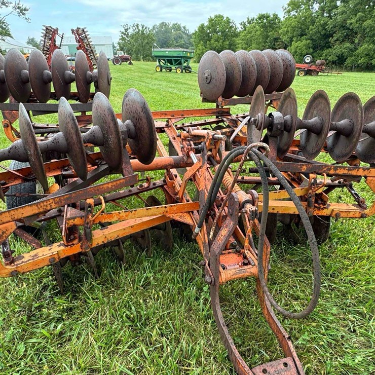 ALLIS-CHALMERS 200