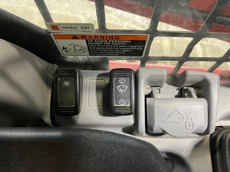 2021-kubota-svl75-2-image-28