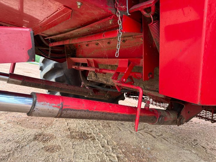 1995-case-ih-2144-image-40