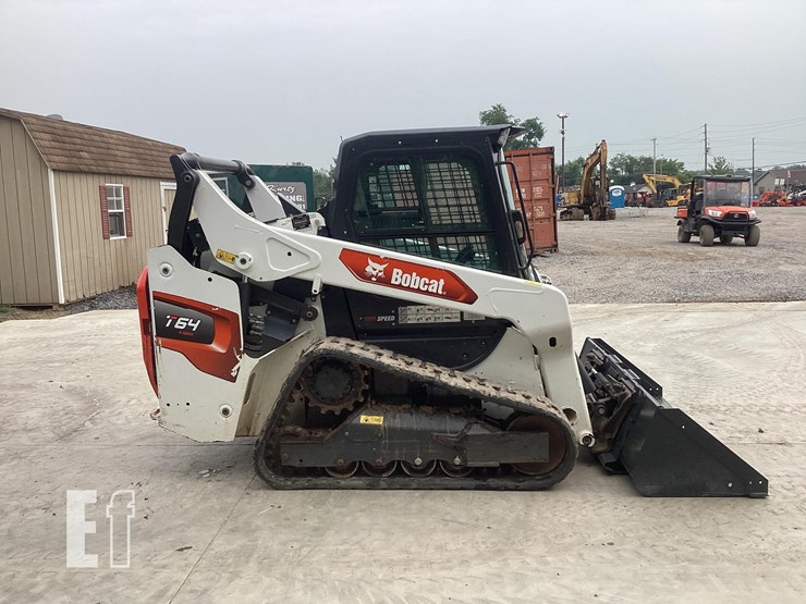 2022-bobcat-t64-image-5