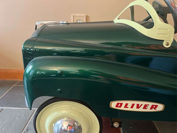 custom-oliver-pedal-car-image-6