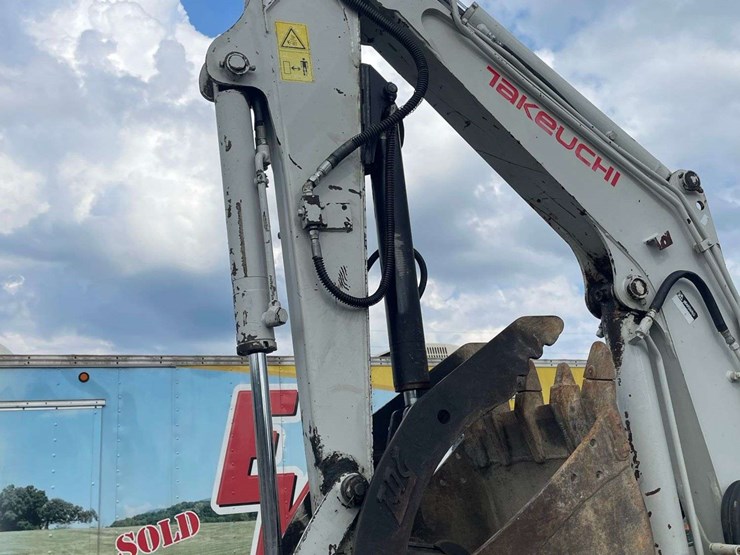 takeuchi-tb138fr-image-20
