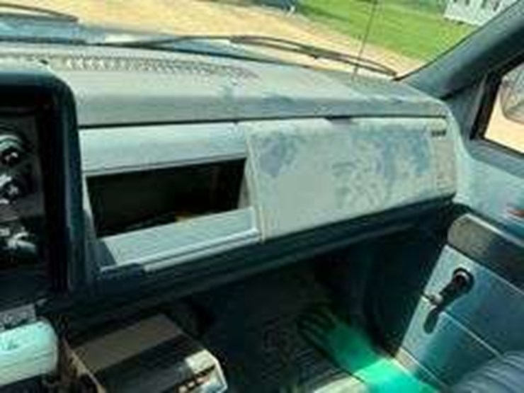 1988-gmc-sl-sierra-pickup-truck-image-12