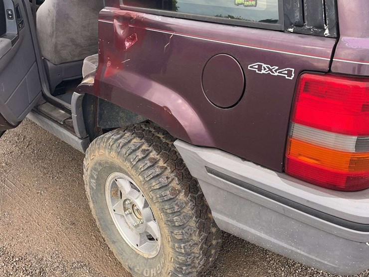 1994-jeep-cherokee-image-9