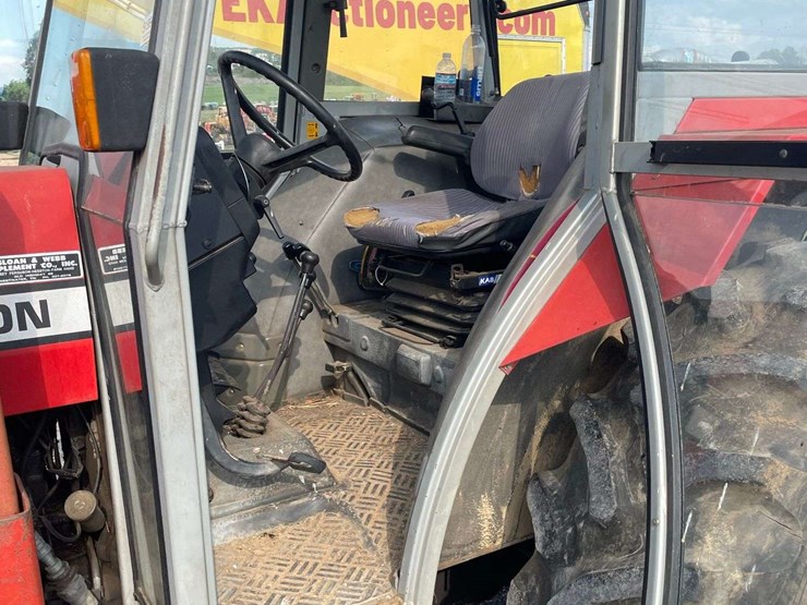 massey-ferguson-390t-image-21