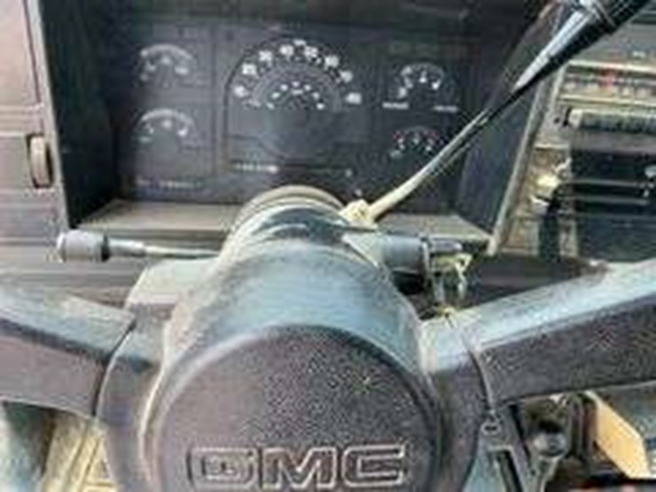 1988-gmc-sl-sierra-pickup-truck-image-10