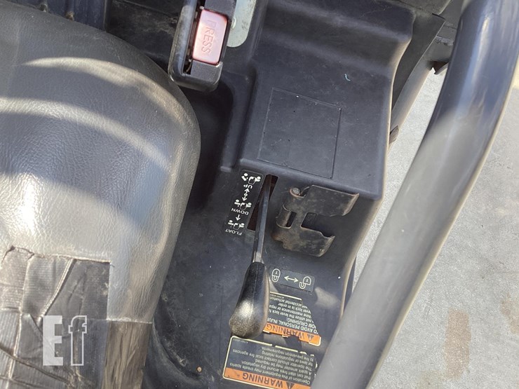 2008-kubota-rtv900-image-13