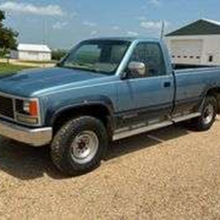 1988 GMC SL Sierra Pickup Truck