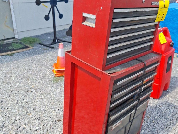 craftsman-doublestack-toolbox-with-misc-tools-image-3