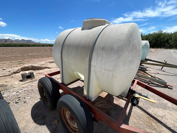 #9127-•-500-gallon-fertilizer-tank-image-11
