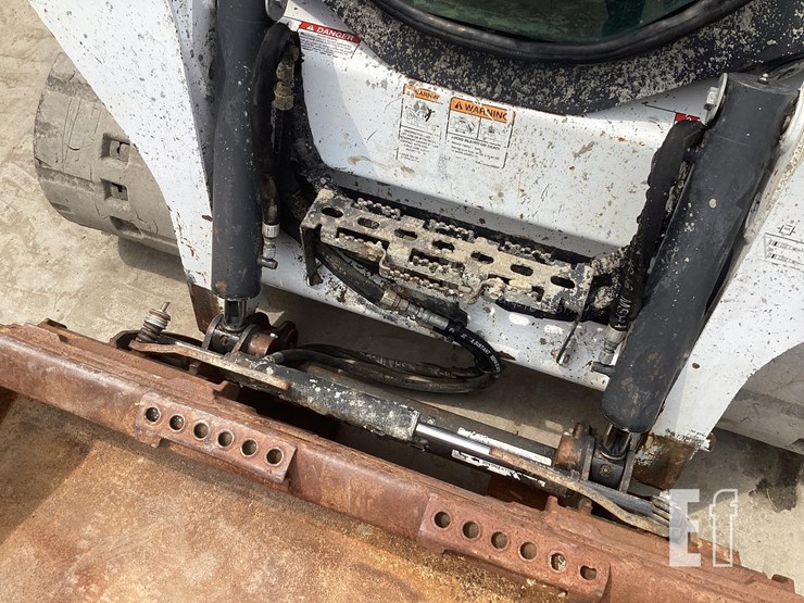 2019-bobcat-t595-image-10