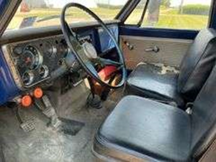 1968-chevy-60-grain-truck-image-7