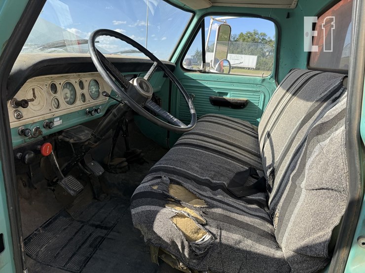 1968-ford-f600-image-25