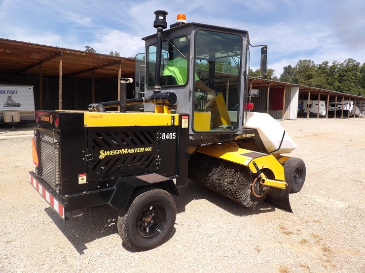 #73-•-#27063-•-2016-laymor-sm-400-street-sweeper-image-3