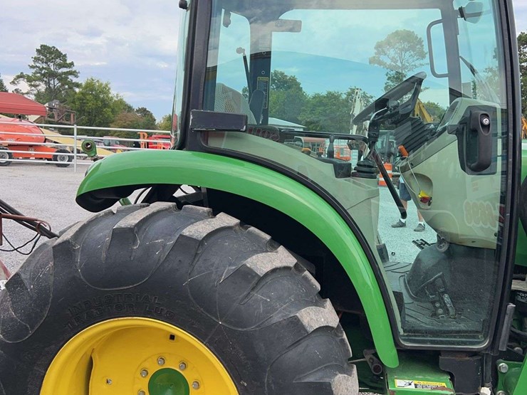 john-deere-4044r-image-21