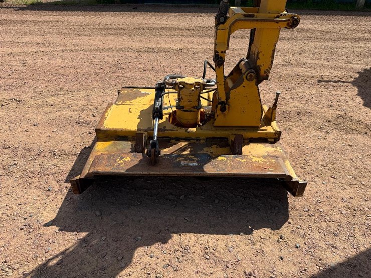 2017-john-deere-6120e-image-28