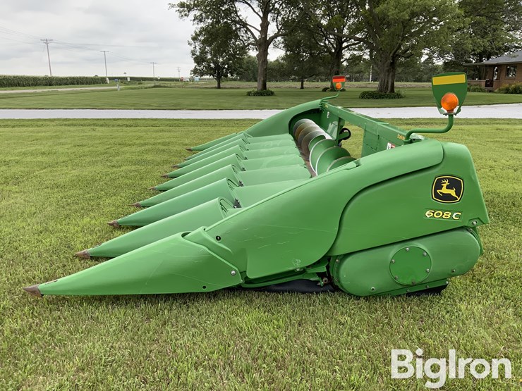 2011-john-deere-608c-stalkmaster-image-8