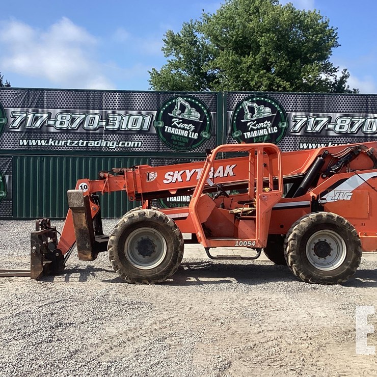 2008 SKY TRAK 10054