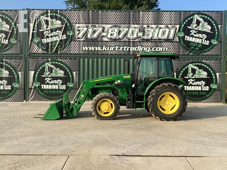 2022-john-deere-5100e-image-1