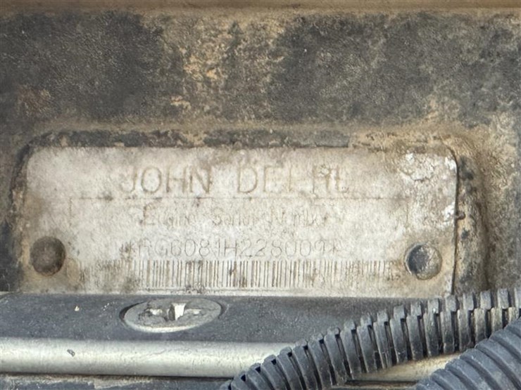 2005-john-deere-70-image-52