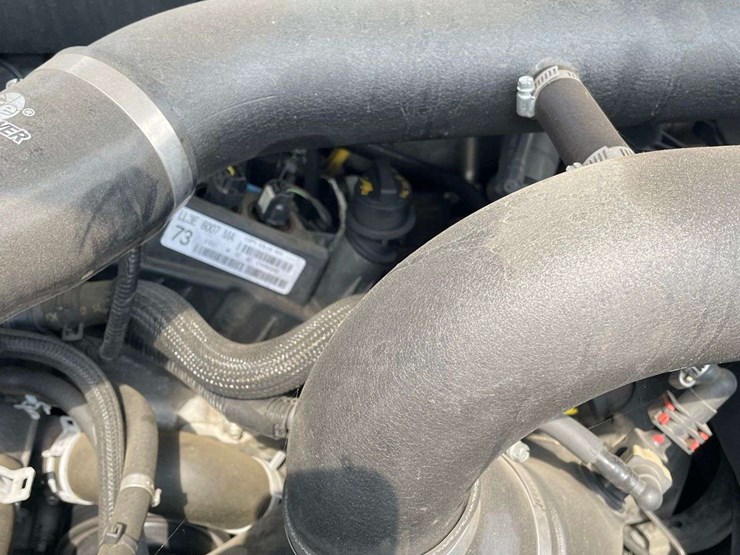 2020-ford-f150-xl-image-28