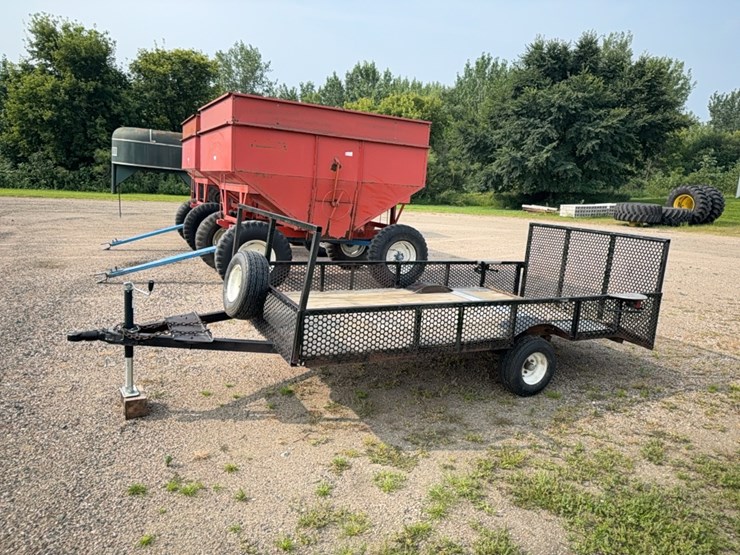 homemade-2-wheel-utility-trailer-w/-ramp,-approximately-6’-x-11’,-**no-title**-image-1