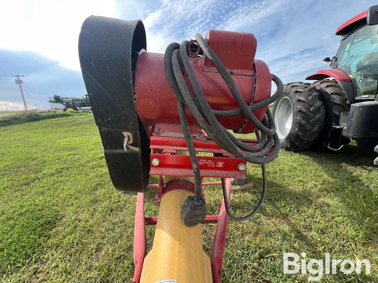 2014-westfield-wr-60-31-auger-image-17