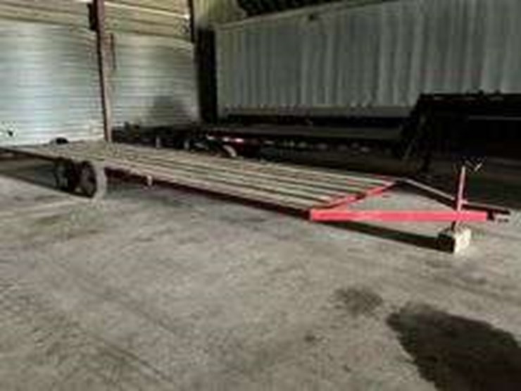 donahue-8’-x-28’-planter-trailer-image-2
