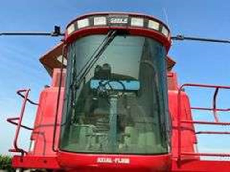 2005-case-ih-2388-image-12