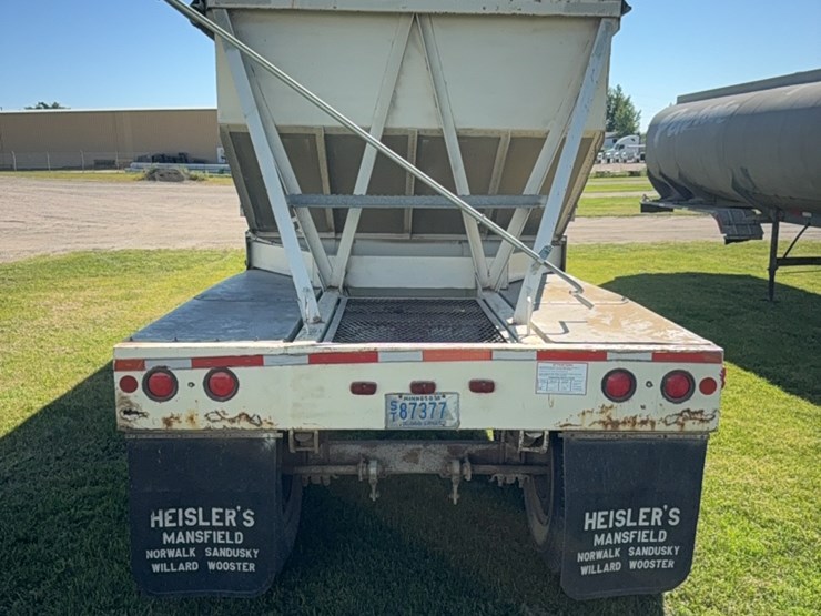 grain-hopper-trailer,-steel-frame-w/-aluminum-hoppers,-new-hopper-bearings,-roll-tarp,-homemade,-**title**-image-7