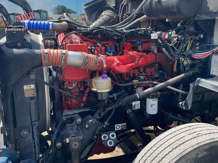 2009-peterbilt-387-image-24