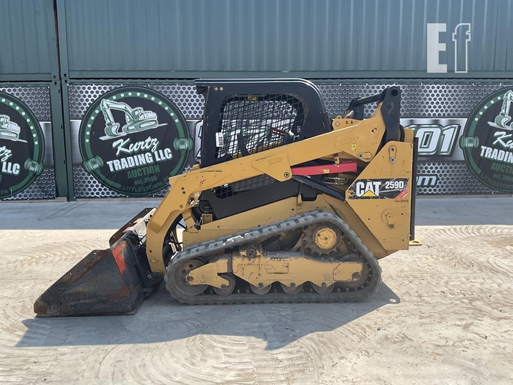 2016-caterpillar-259d-image-1