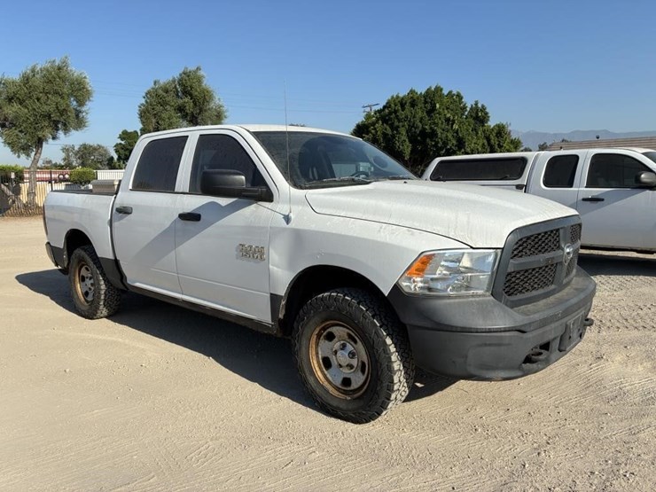 2013-dodge-ram-1500-image-3