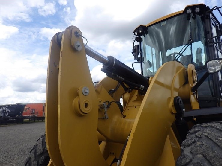 2018-caterpillar-938m-image-10