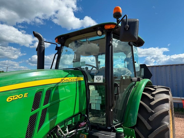 2017-john-deere-6120e-image-17